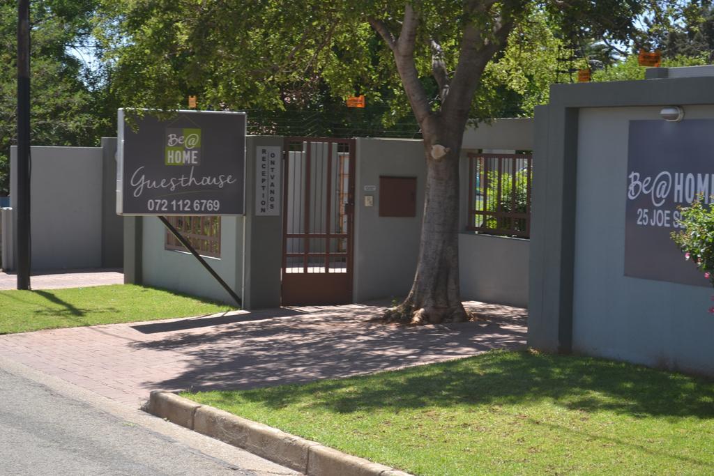 Be At Home Guesthouse Klerksdorp Exteriör bild