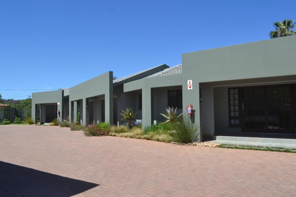 Be At Home Guesthouse Klerksdorp Exteriör bild